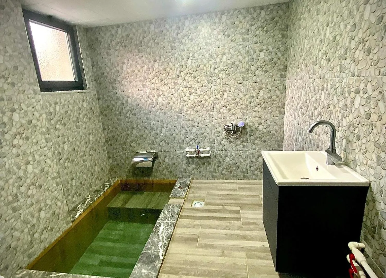 Dogal Termal Suit Gediz